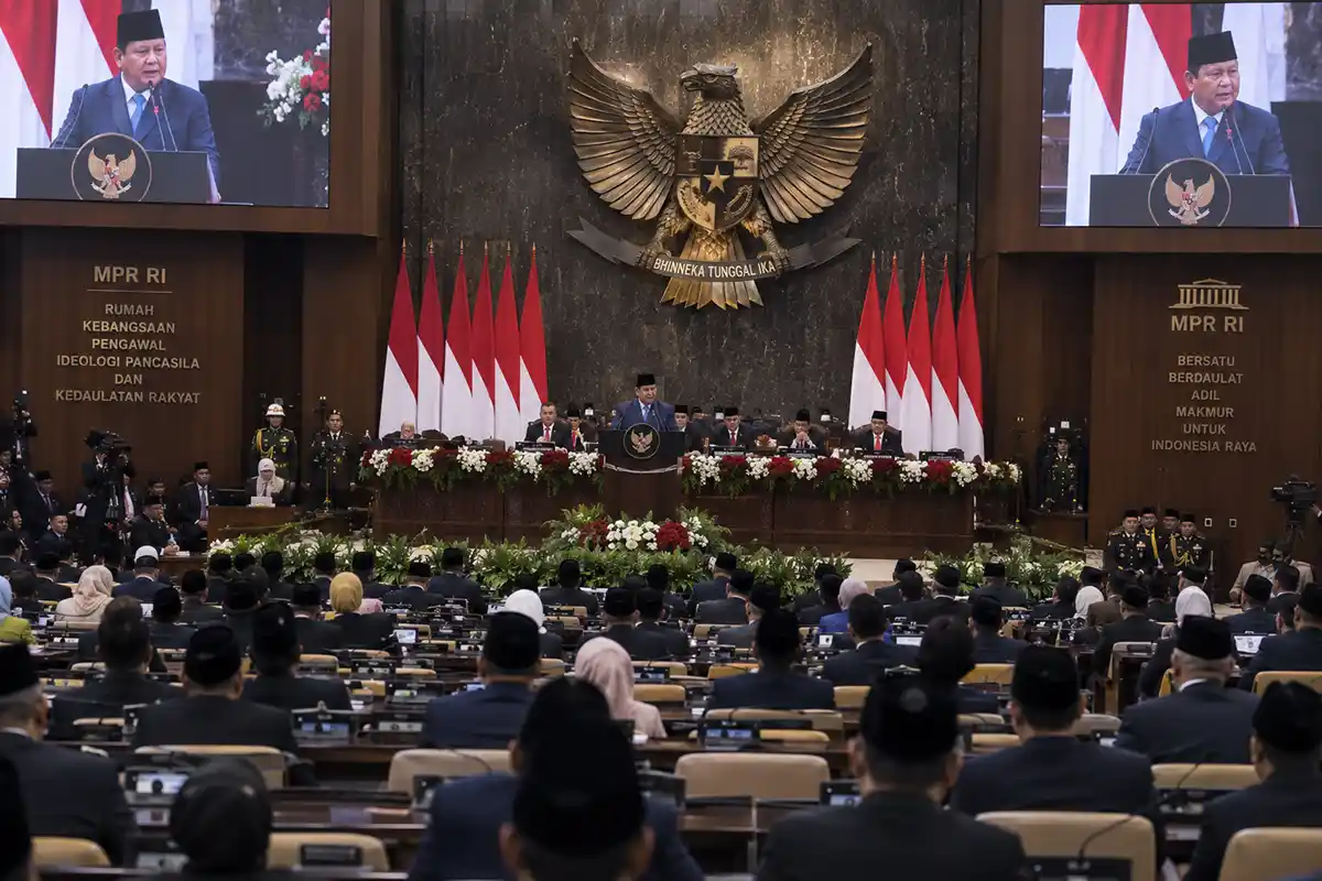 Suasana ruang sidang paripurna MPR RI saat Presiden Prabowo Subianto berpidato.