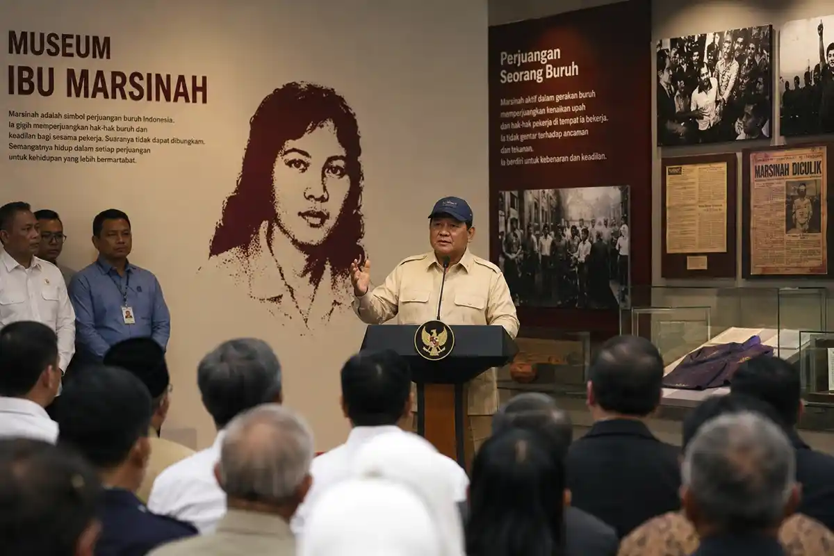 Suasana peresmian Museum Ibu Marsinah oleh Prabowo Subianto yang dihadiri jajaran pejabat dan tamu undangan.