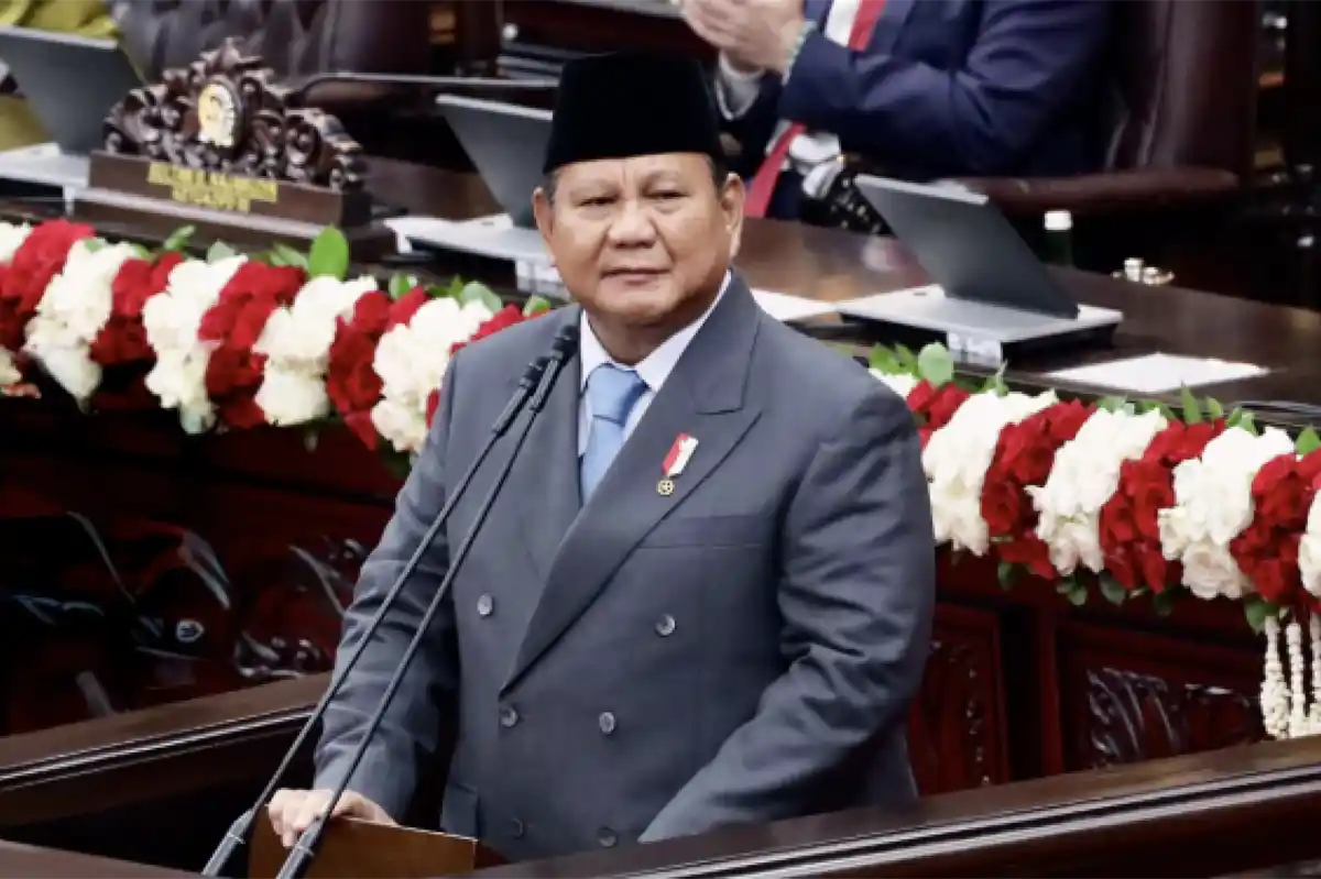 Presiden Prabowo Prabowo saat menyampaikan langsung kerangka fiskal 2027 di Gedung DPR RI