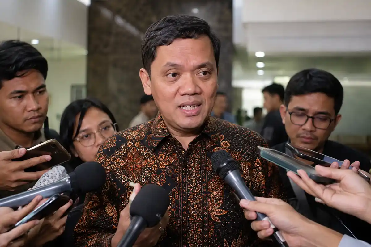 Anggota DPR berikan keterangan pers apresiasi kinerja Polri